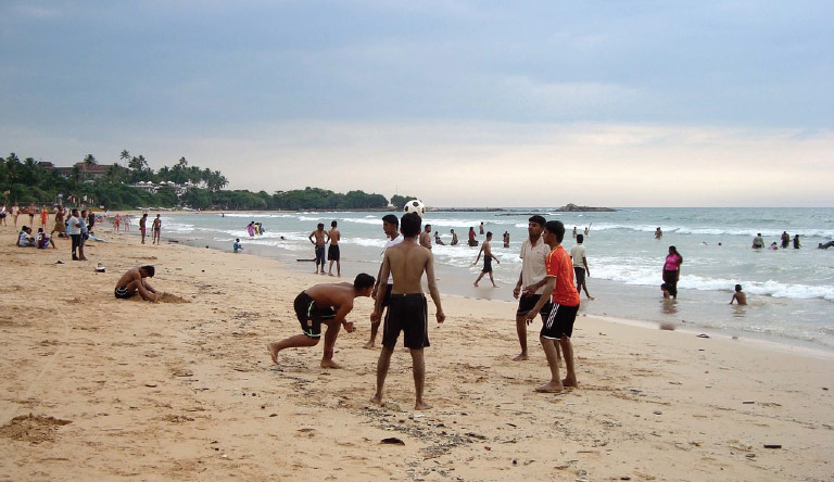 Beach-activites-bentota-sri-lanka